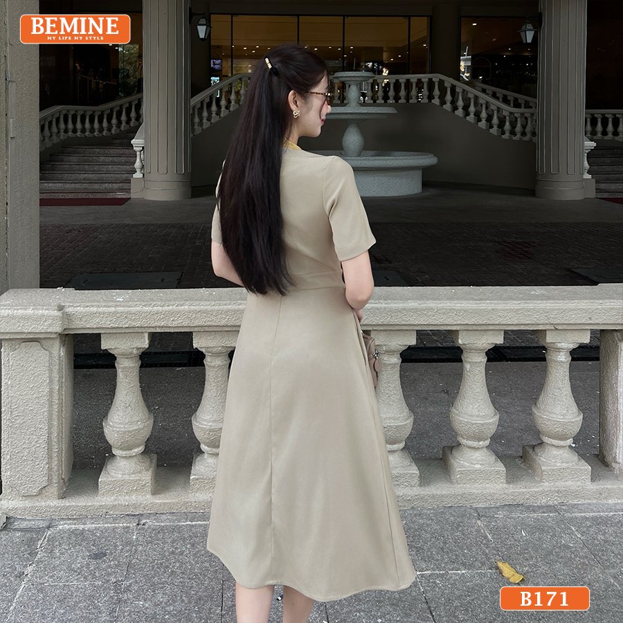 Ưu tiên chất liệu đứng phom vừa phải và có độ rủ tự nhiên