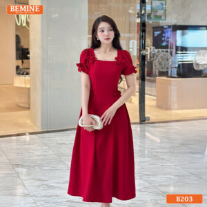 Đầm thiết kế BEMINE B203 phong cách cổ vuông quyến rũ.