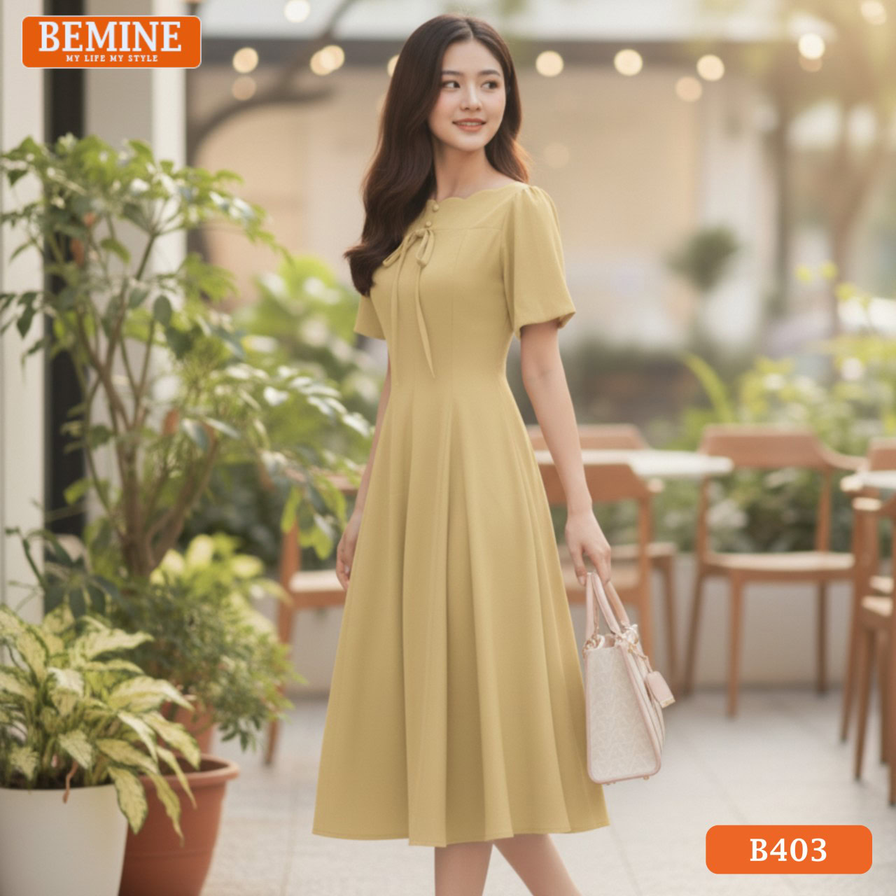 Gợi ý đầm đỏ dự tiệc cưới tháng 9 che bụng dưới tuổi 35 41 1 Chọn giày cao gót mũi nhọn màu nude hoặc be kéo dài đôi chân
