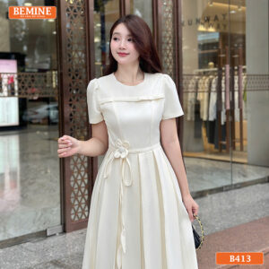 Cận cảnh chất liệu vải cao cấp của mẫu đầm BEMINE B413.