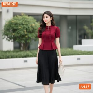 Người mẫu diện áo BEMINE A457 cổ tàu đi làm chuyên nghiệp.