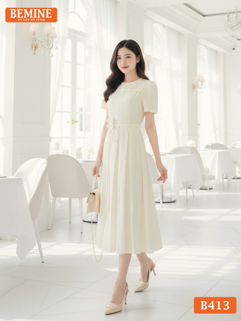 Đầm cổ tròn BEMINE B413 đính hoa, lựa chọn hoàn hảo cho quý cô yêu thích sự nhẹ nhàng và chuyên nghiệp.