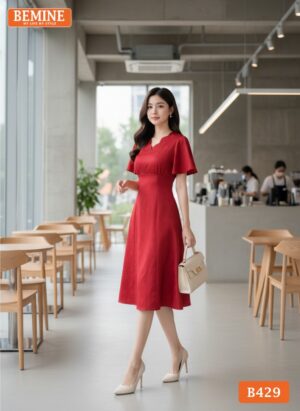Đầm thiết kế BEMINE B429 phong cách cổ tim quyến rũ.