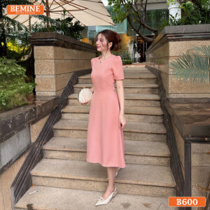 Đầm Thiết Kế BEMINE Cổ Tròn Đính Cúc Dáng Dài B600 Sang Trọng
