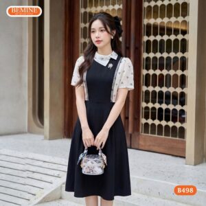 Người mẫu diện đầm thiết kế B498 cổ đức lệch thanh thoát.