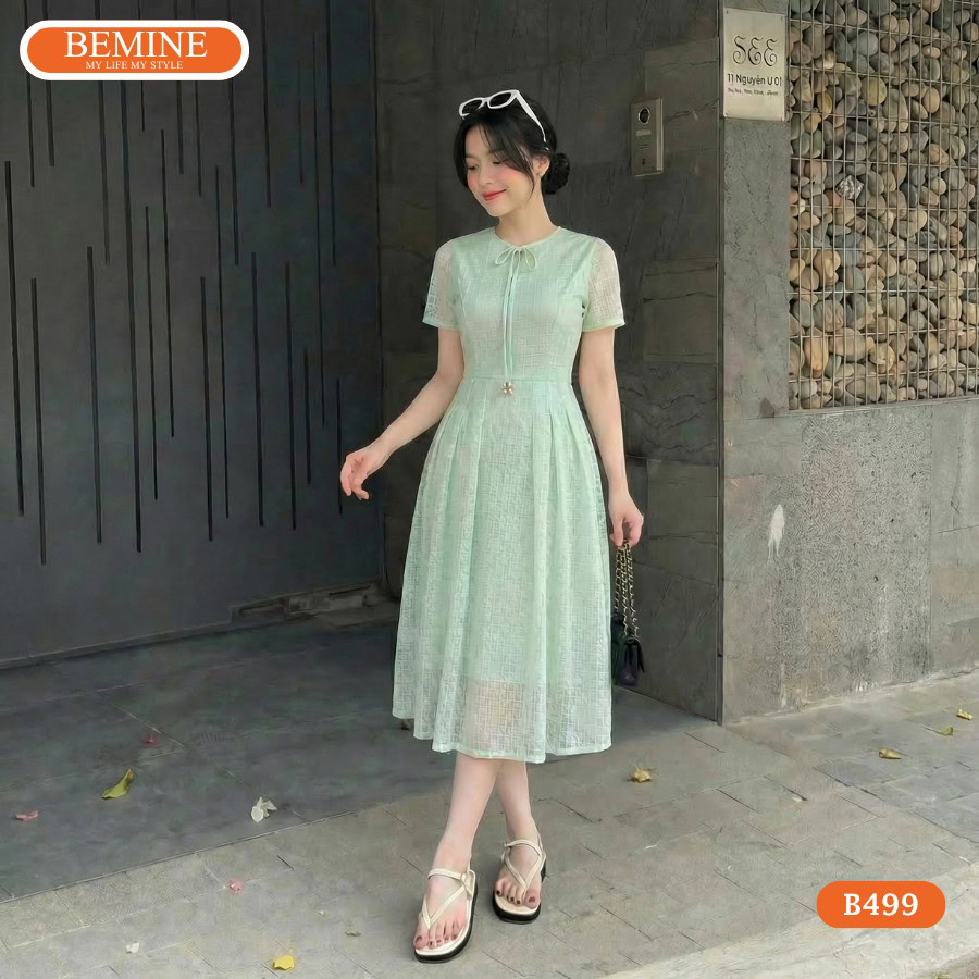 Hình ảnh thực tế đầm chữ A cổ tròn BEMINE mã số B499.