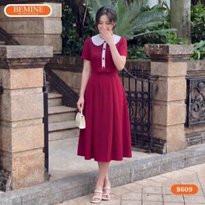 Đầm thiết kế BEMINE B609 cổ sen phối đính cúc thanh lịch.