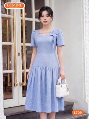 Lựa chọn thời trang hoàn hảo cùng đầm thiết kế BEMINE B709.