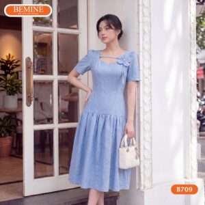 Đầm thiết kế BEMINE B709 mang lại vẻ ngoài trẻ trung và cuốn hút.