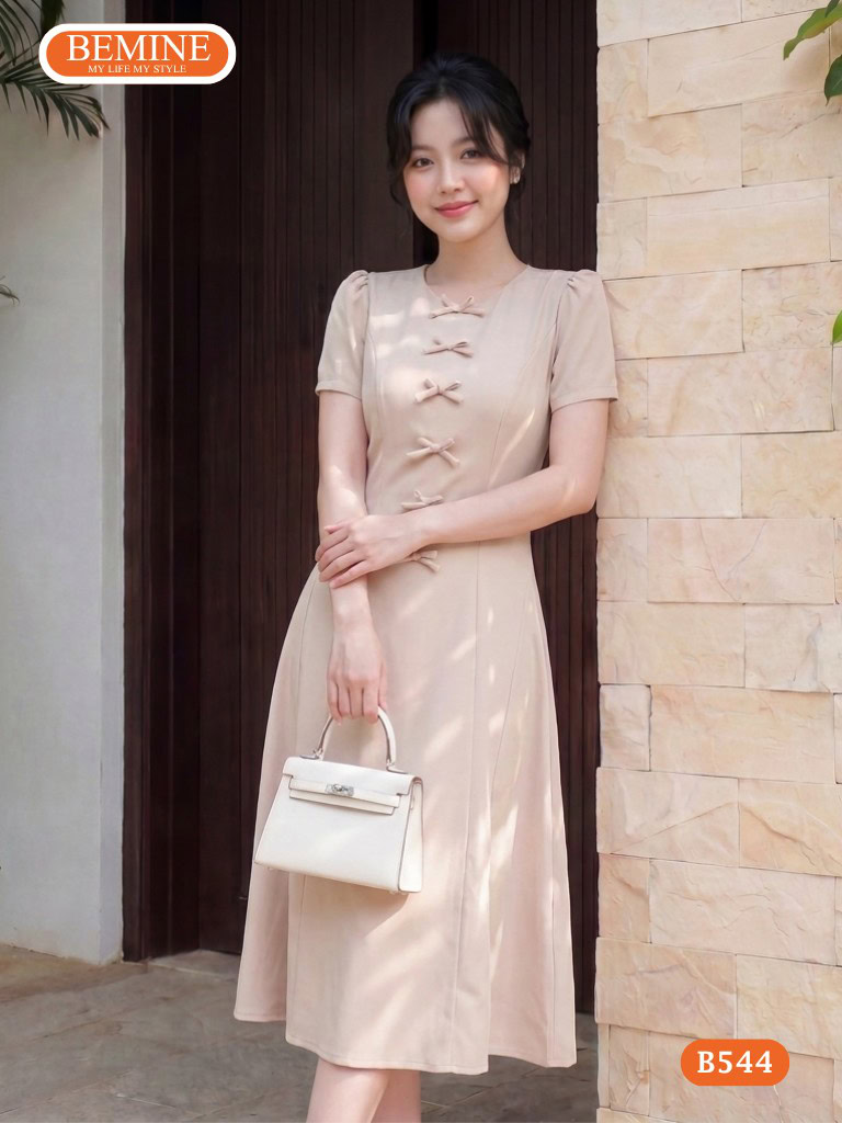 Đầm thiết kế BEMINE cổ tròn đính nơ dáng chữ a B544