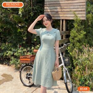Cận cảnh đường may sắc sảo của mẫu đầm thiết kế BEMINE B548.