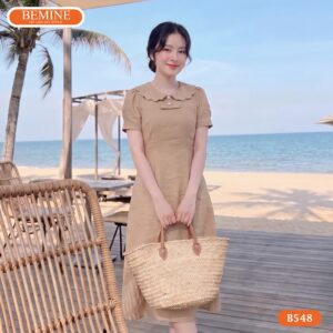 Cận cảnh đường may sắc sảo của mẫu đầm thiết kế BEMINE B548.