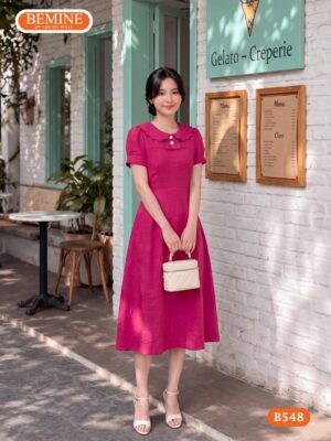 Hình ảnh thực tế đầm công sở BEMINE B548 màu hồng phom dáng chuẩn.