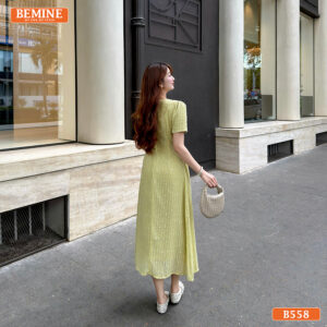 Đầm BEMINE cổ vuông voan tơ kim tuyến dáng dài B558