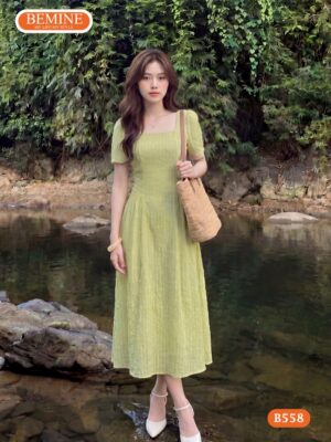 Đầm BEMINE cổ vuông voan tơ kim tuyến dáng dài B558 hình ảnh