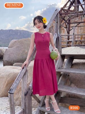 Đầm thiết kế BEMINE B566 cổ tròn sát nách thanh lịch.
