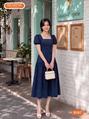 Đầm thiết kế BEMINE B567 cổ vuông đũi in hoa thanh lịch.