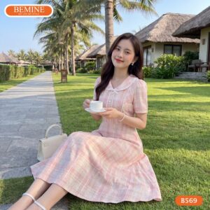Hình ảnh thực tế đầm công sở BEMINE B569 phom dáng chuẩn.