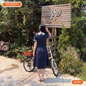 Cận cảnh đường may sắc sảo của mẫu đầm thiết kế BEMINE B701.