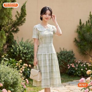 Họa tiết kẻ sọc trẻ trung thích hợp diện đi chơi cùng mã sản phẩm B707.