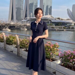 Mẫu đầm chữ a BEMINE B572 giúp tôn dáng và che bụng hiệu quả.