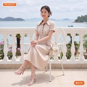 Cận cảnh đường may sắc sảo của mẫu đầm đính cúc BEMINE B572.