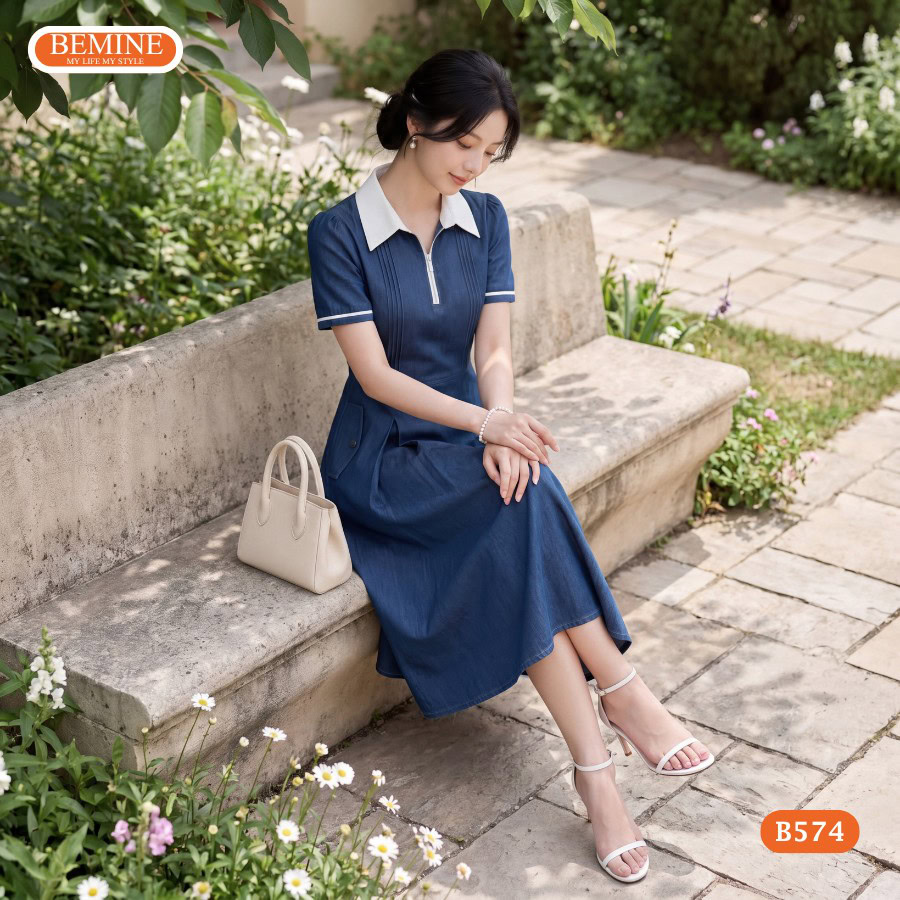 Người mẫu diện đầm chữ a cổ sơ mi dây kéo trước BEMINE B574.