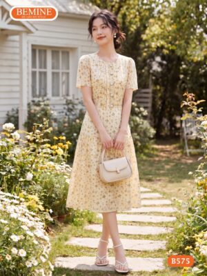 Đầm thiết kế BEMINE cổ tròn in hoa dáng dài xòe B575