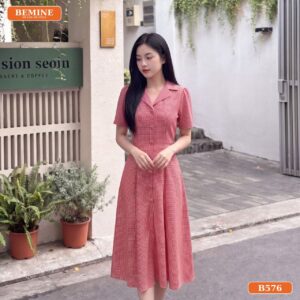 Đầm thiết kế BEMINE cổ vest nút bọc dáng chữ A B576