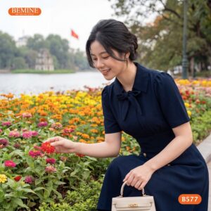 Đầm thiết kế BEMINE B577 mang lại diện mạo công sở hiện đại năng động.