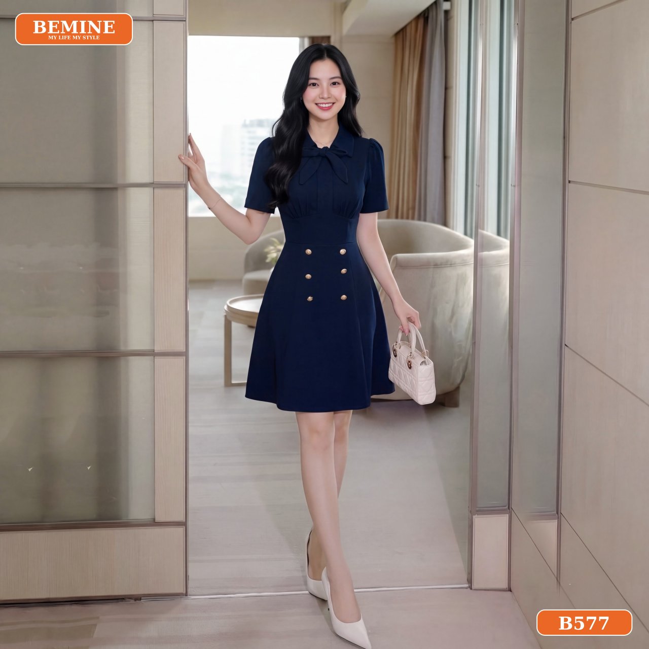 Cận cảnh đường may sắc sảo của mẫu đầm phối cà vạt BEMINE B577.