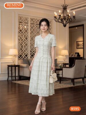Đầm thiết kế BEMINE cổ tim in hoa dáng chữ a B595