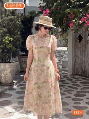 Đầm dáng A B654 giúp nàng tỏa sáng