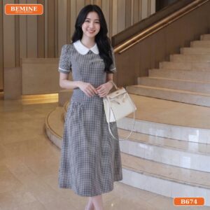 Đầm cổ sen caro BEMINE dáng chữ a B674
