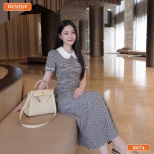 Đầm cổ sen caro BEMINE dáng chữ a B674