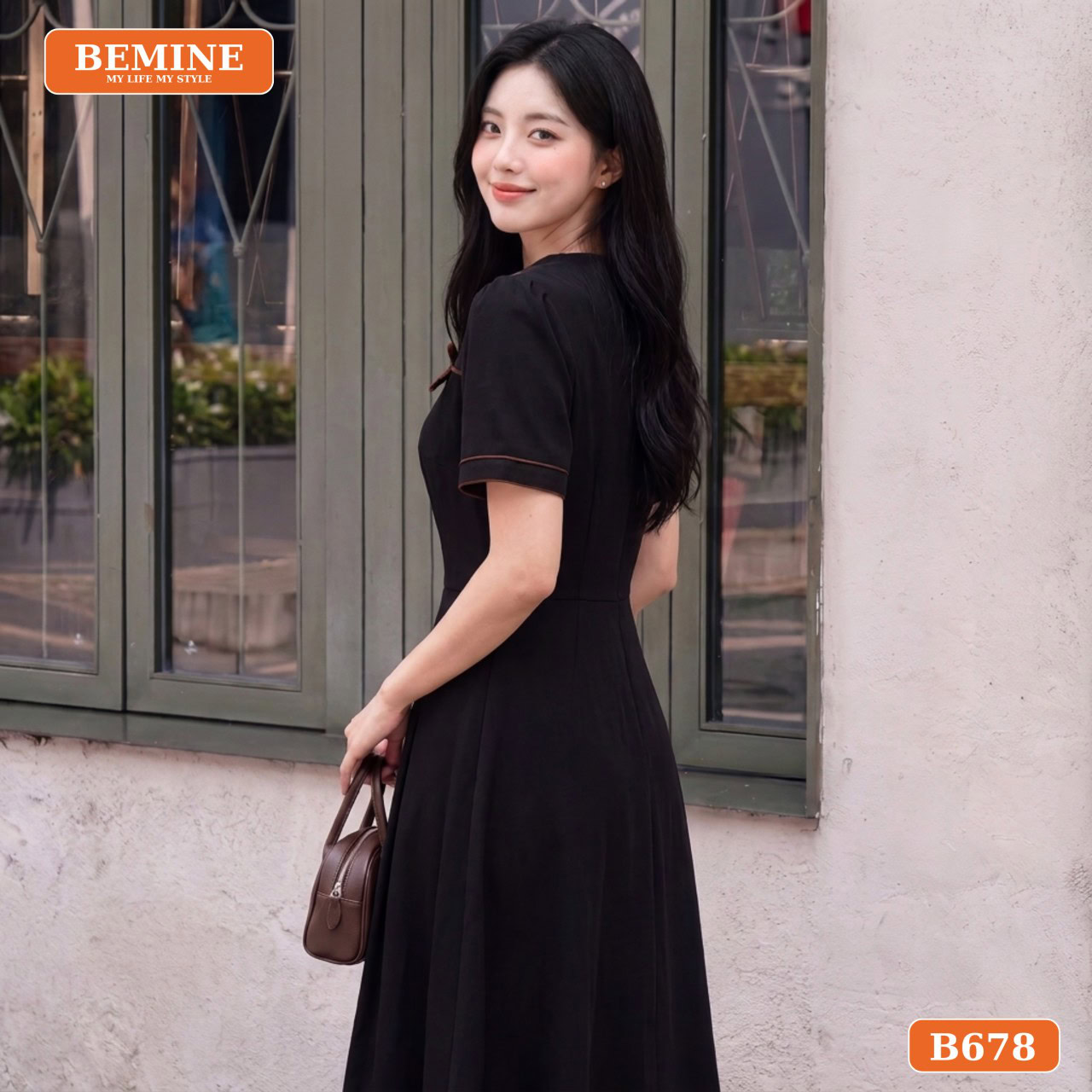 Đầm thiết kế BEMINE cổ thủy thủ phối viền dáng chữ A B678 5 Đầm BEMINE B678 có túi tiện lợi và khóa kéo kín đáo