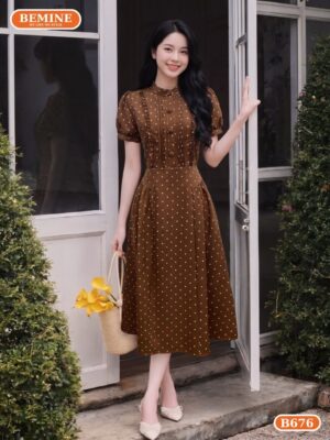 Đầm thiết kế BEMINE cổ trụ họa tiết chấm bi dáng chữ A B676 hình ảnh