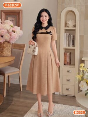 Đầm thiết kế BEMINE cổ sen viền nơ dáng chữ A B694 hình ảnh
