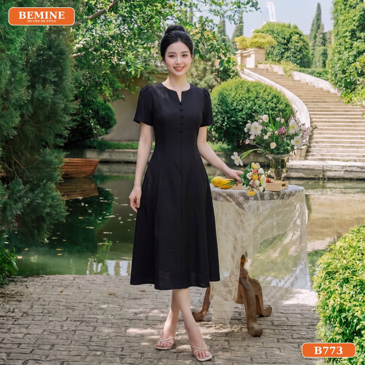 Mẫu mặc đầm công sở dáng chữ A B773 màu hồng dịu dàng