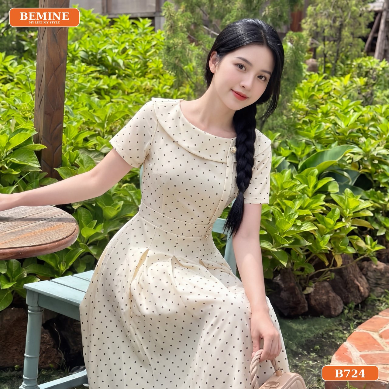 Phối đồ dạo phố với đầm dáng chữ A B724 BEMINE
