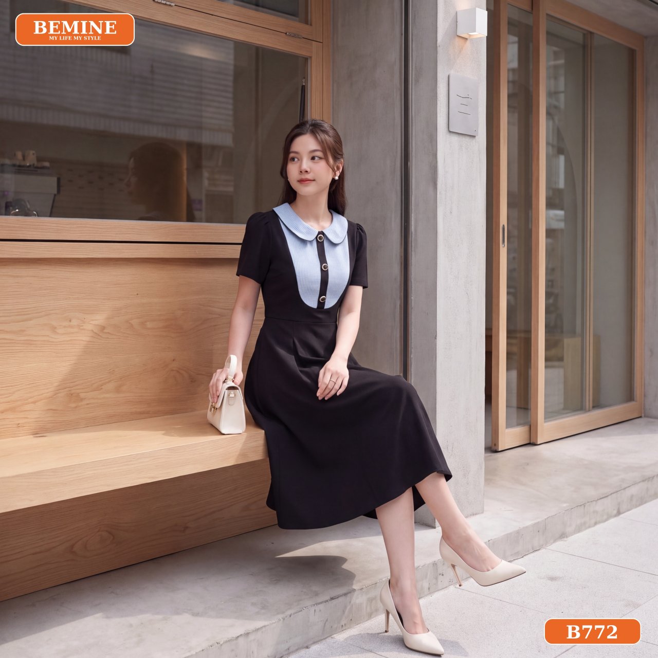 Chất liệu cotton Thái của đầm thiết kế cổ sen phối caro B772