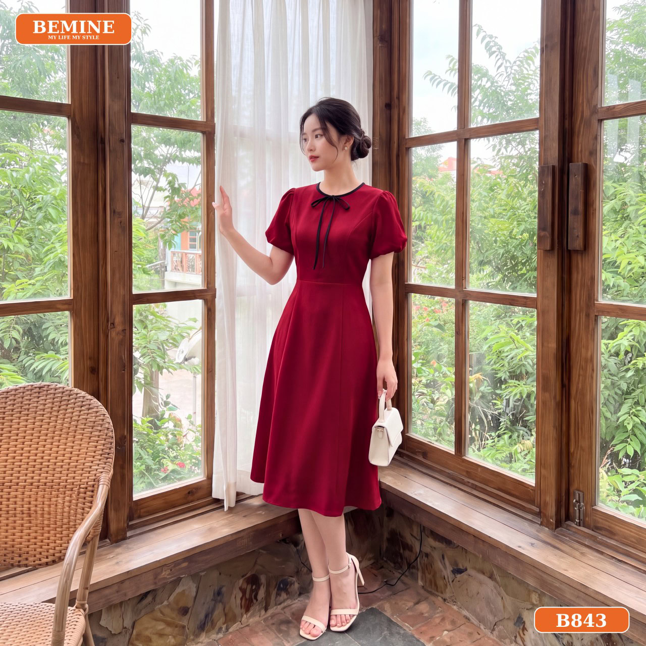 Chi tiết phom đầm xược Hàn B843