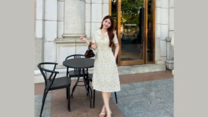 Nữ hông to phải làm sao để chọn đầm tôn dáng thanh lịch? hình ảnh