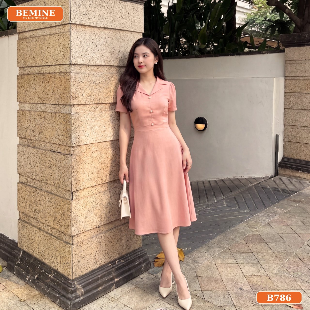 Thiết kế đầm cổ vest dáng chữ A B786 góc nghiêng