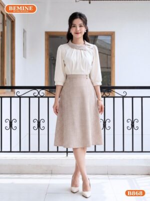 Đầm thiết kế BEMINE cổ đức kiểu lệch tay lửng phối họa tiết caro dáng chữ A B868 hình ảnh