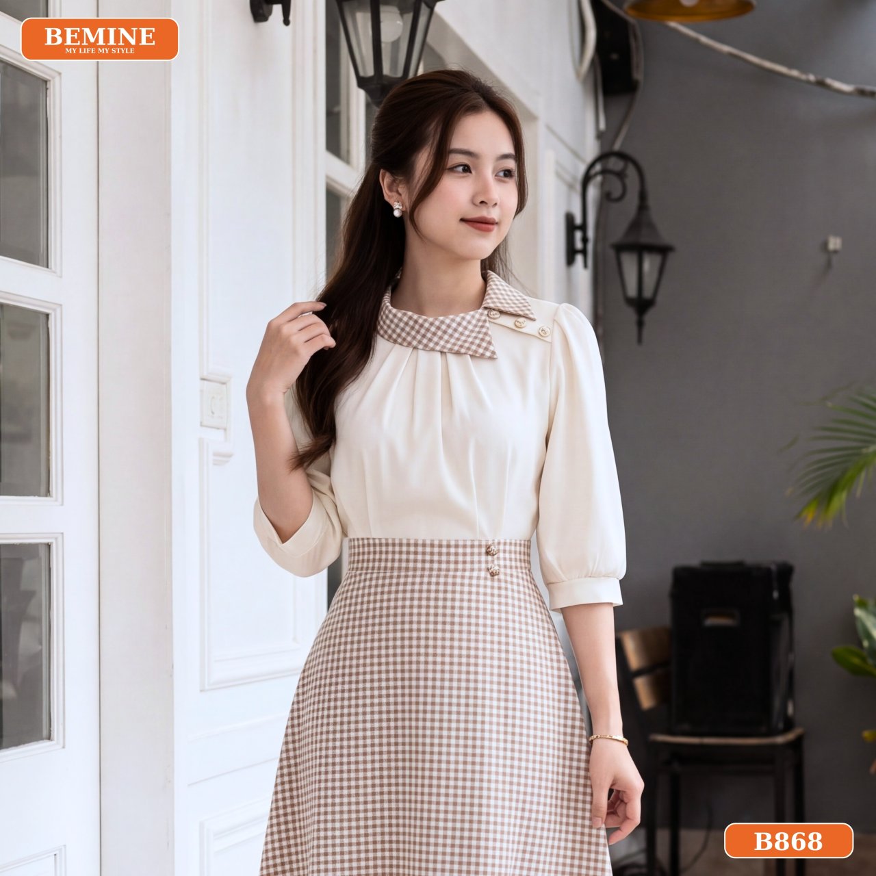 Chất liệu caro xốp của đầm chữ A caro B868